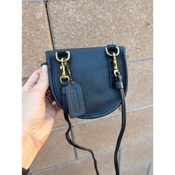 Vintage COACH NAVY MINI TURN LOCK Crossbody CONVERTIBLE Belt Bag 9826 USA Nice - Picture 5 of 14